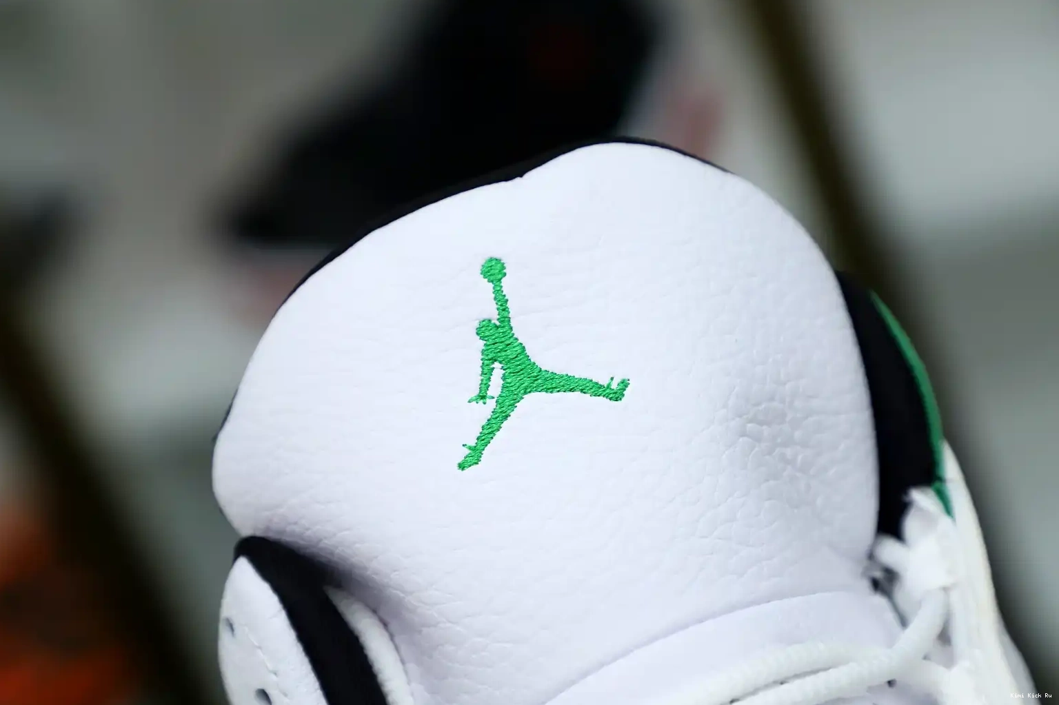 Kimikick JORDAN “LUCKY 13 GREEN” DB6537-113 AIR 0717